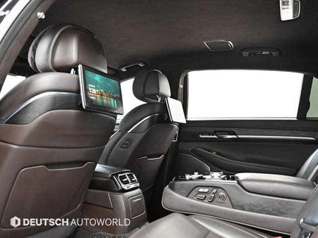 Genesis G90 — photo 18
