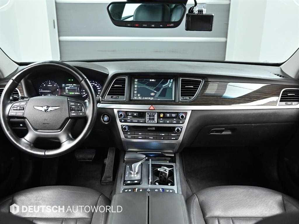 Genesis G80 — photo 07