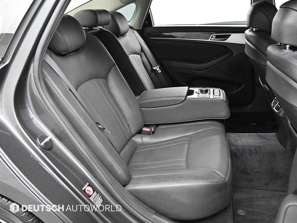 Genesis G80 — photo 12
