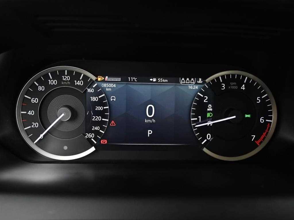Land Rover Discovery Sport — photo 08