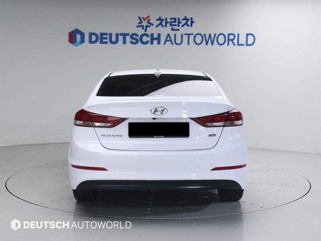 Hyundai Avante — photo 04