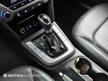 Hyundai Avante — photo 09