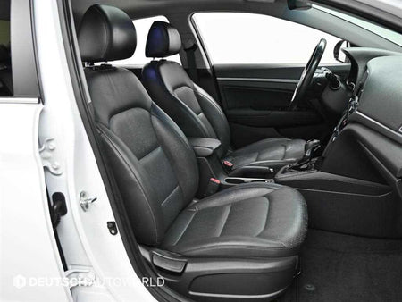 Hyundai Avante — photo 10
