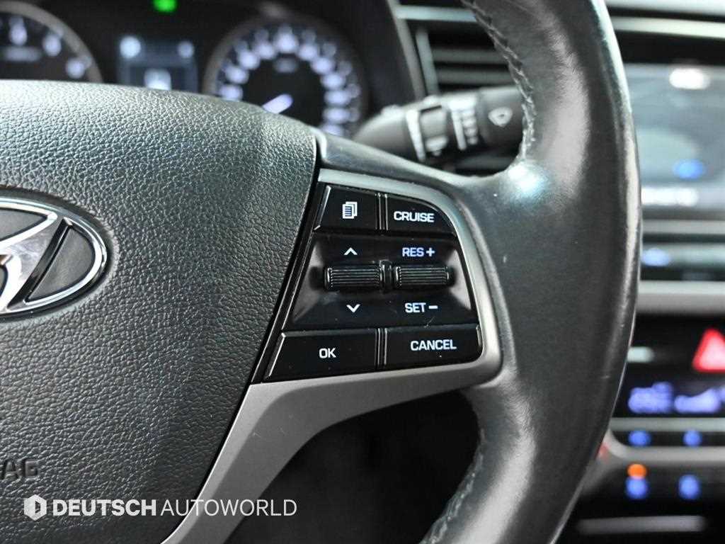 Hyundai Avante — photo 15
