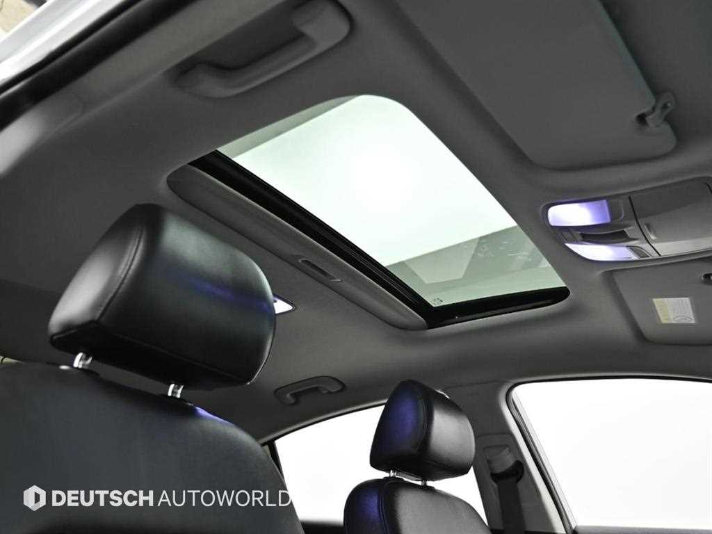 Hyundai Avante — photo 17