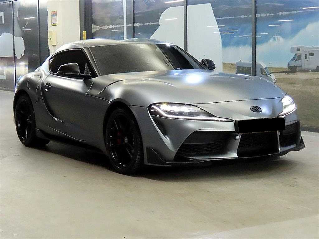Toyota Supra — photo 01