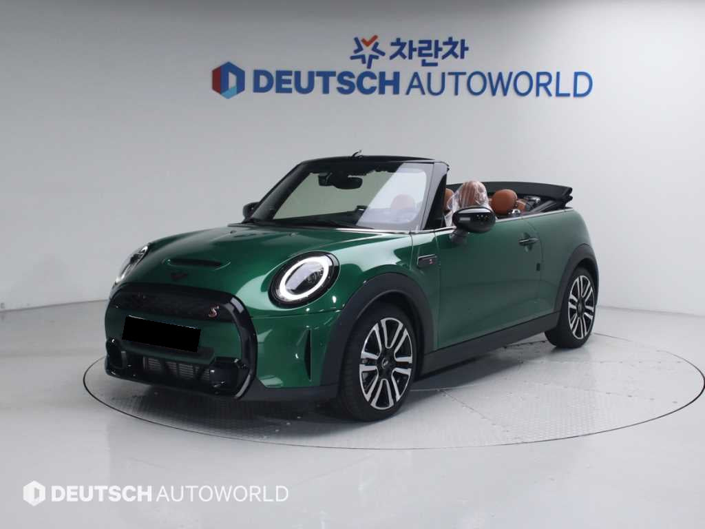 Mini Cooper Convertible — photo 01
