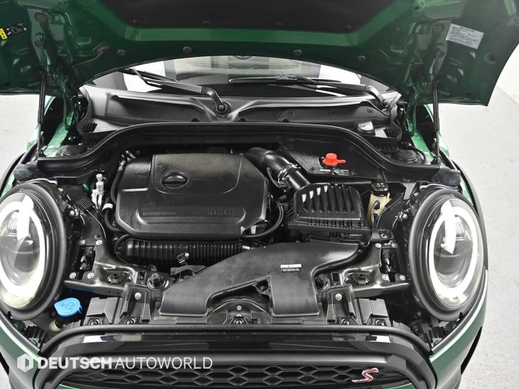Mini Cooper Convertible — photo 06