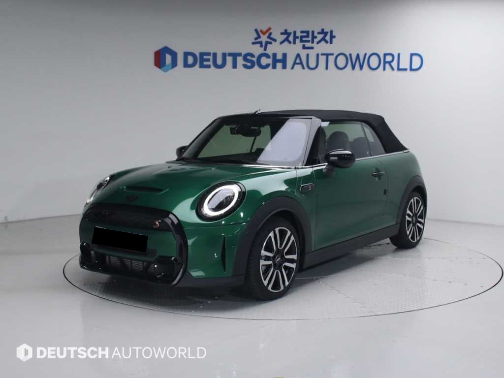 Mini Cooper Convertible — photo 20