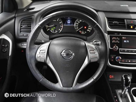 Nissan Altima — photo 13