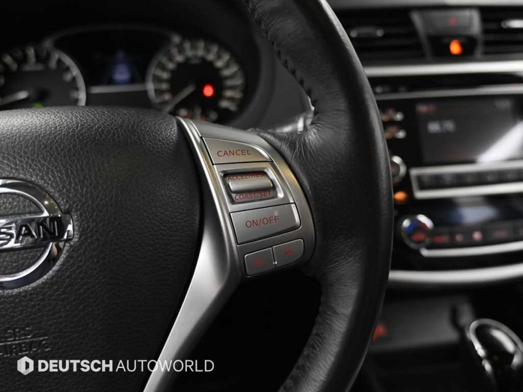 Nissan Altima — photo 17