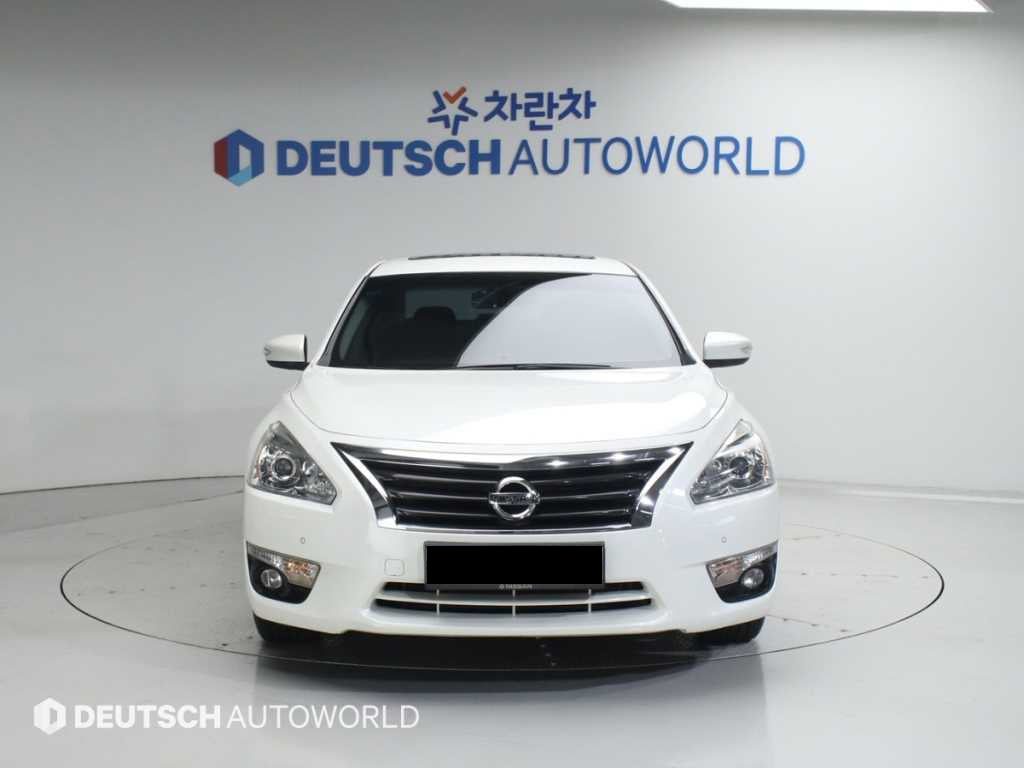 Nissan Altima — photo 03