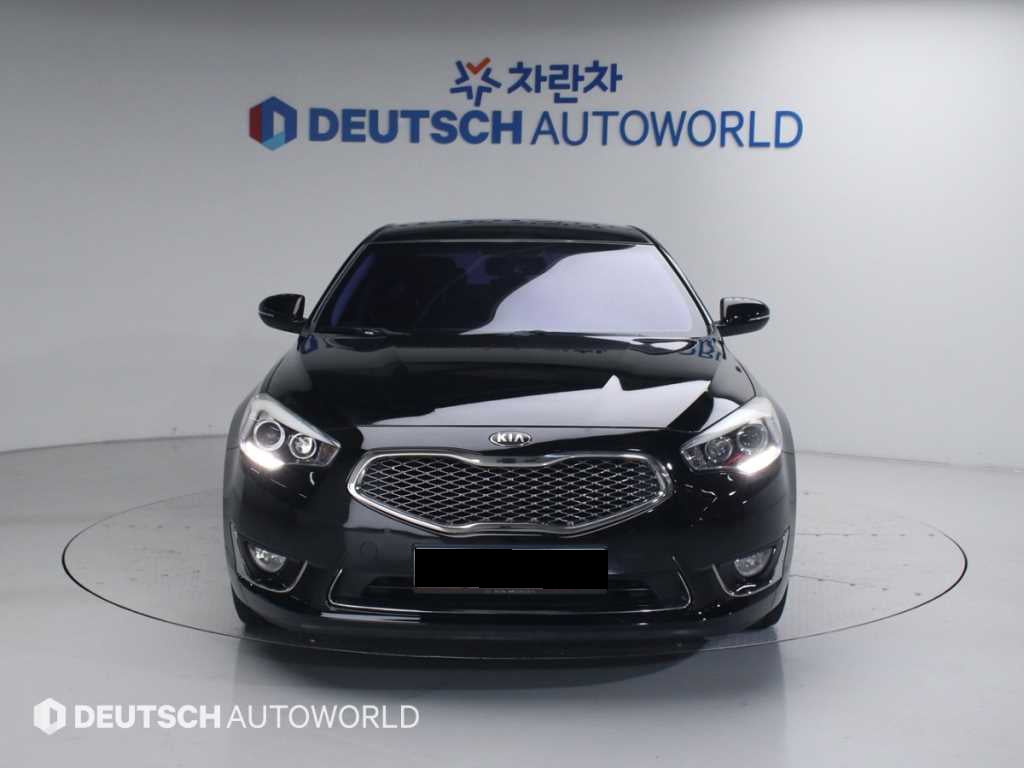 Kia K7 — photo 03