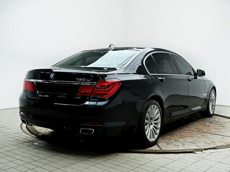 BMW 7-Series — photo 04