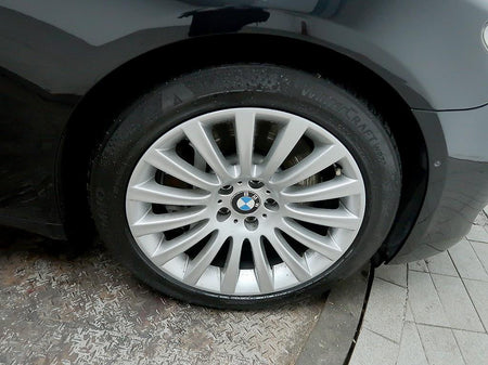 BMW 7-Series — photo 08