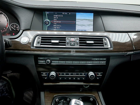 BMW 7-Series — photo 09
