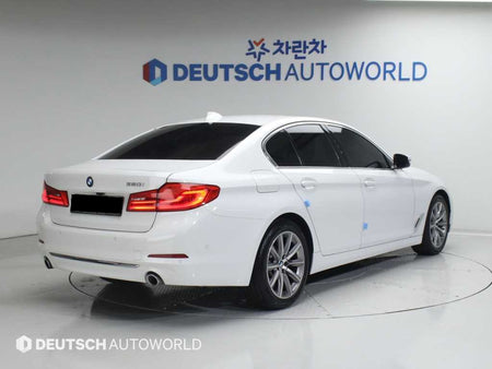 BMW 5-Series — photo 02