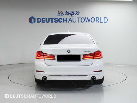 BMW 5-Series — photo 04