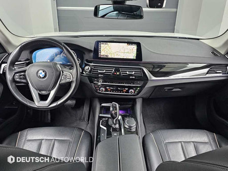 BMW 5-Series — photo 07