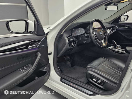 BMW 5-Series — photo 11