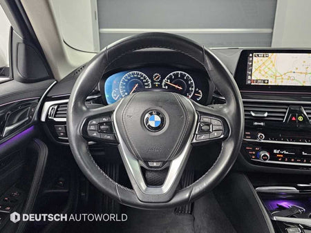 BMW 5-Series — photo 13