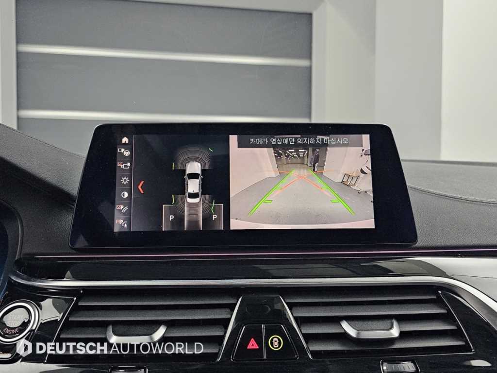 BMW 5-Series — photo 15