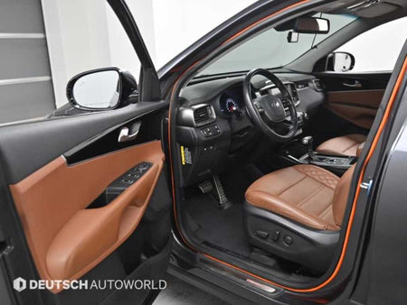 Kia Sorento — photo 11