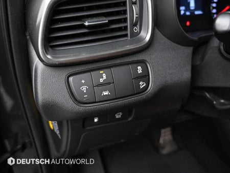 Kia Sorento — photo 17