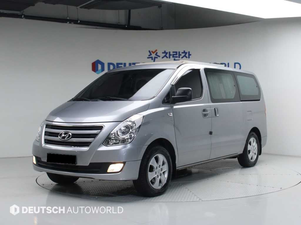 Hyundai Starex — photo 01