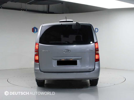 Hyundai Starex — photo 04
