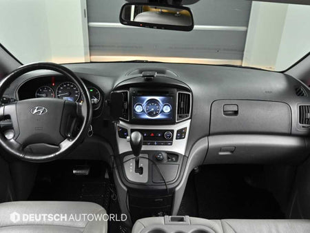 Hyundai Starex — photo 07