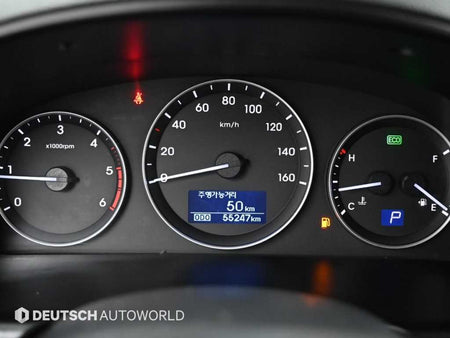 Hyundai Starex — photo 08