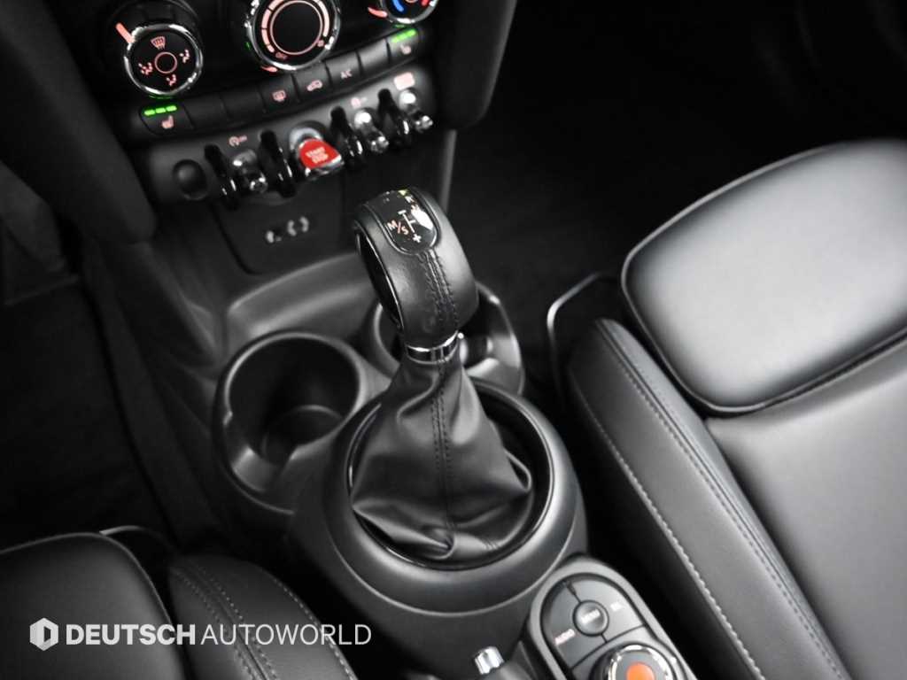 Mini Cooper — photo 09