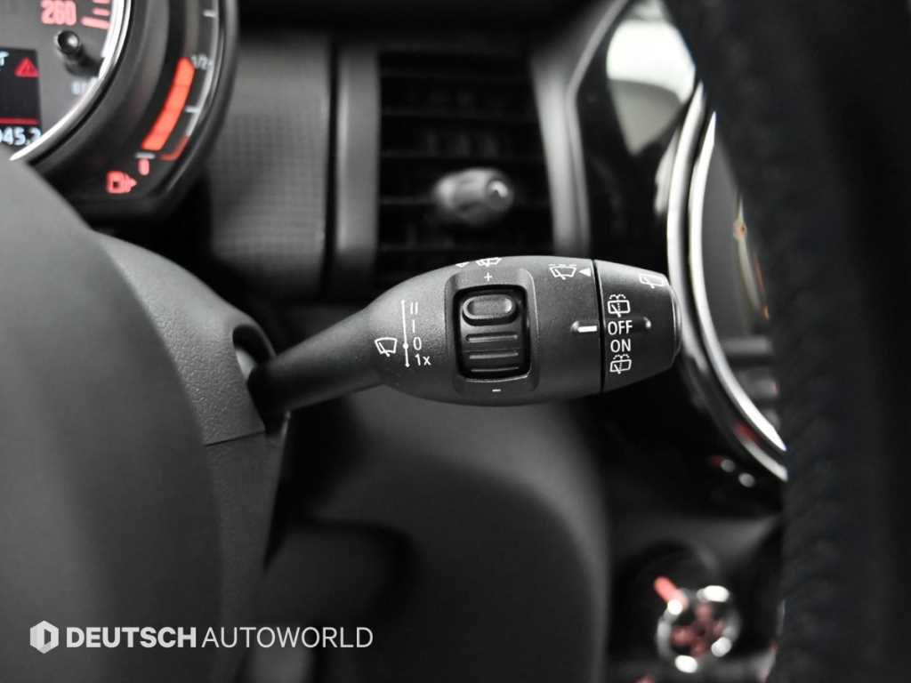 Mini Cooper — photo 16