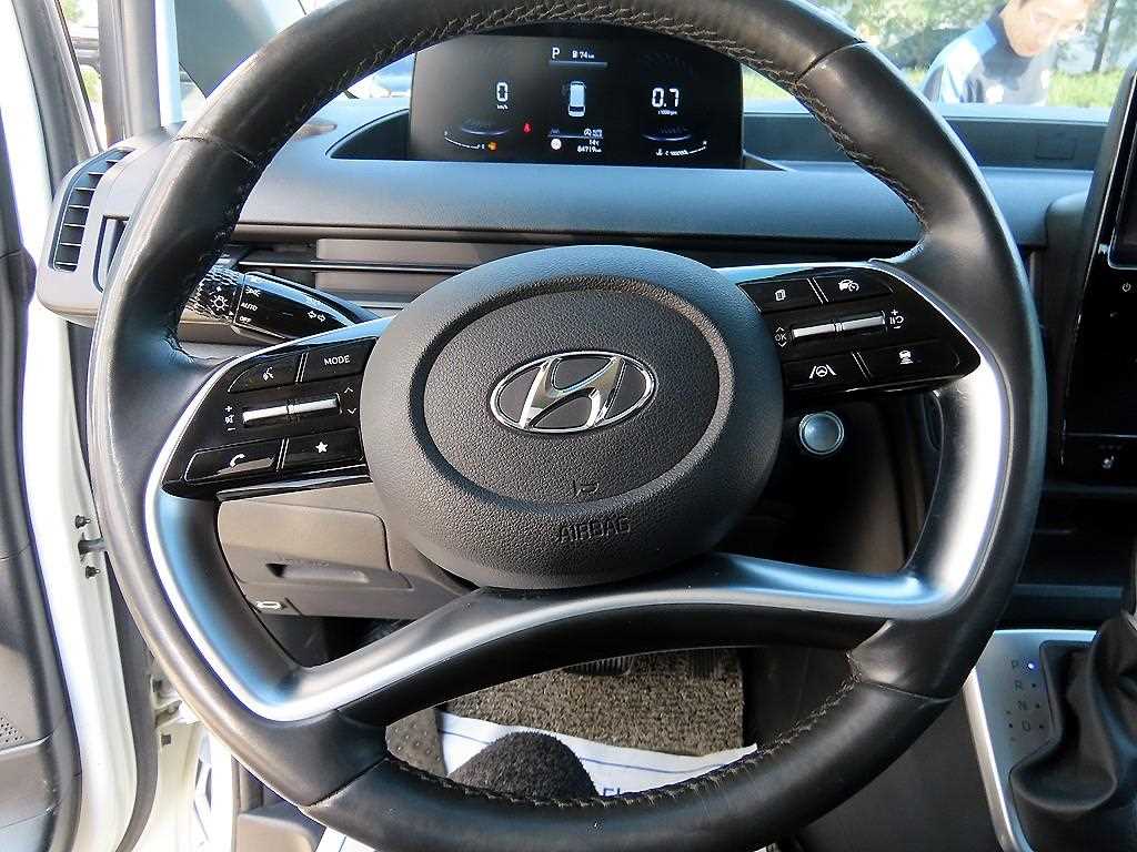 Hyundai Staria — photo 08