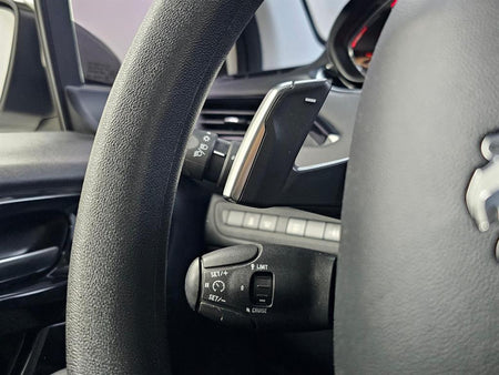 Peugeot 208 — photo 15