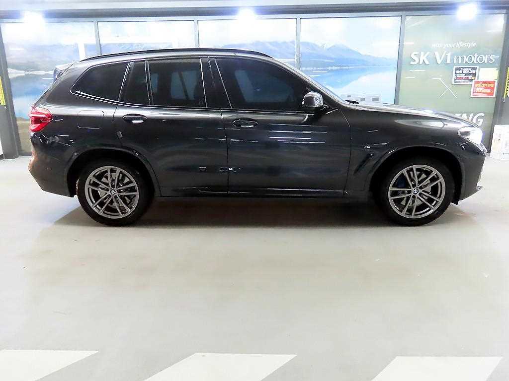 BMW X3 — photo 03