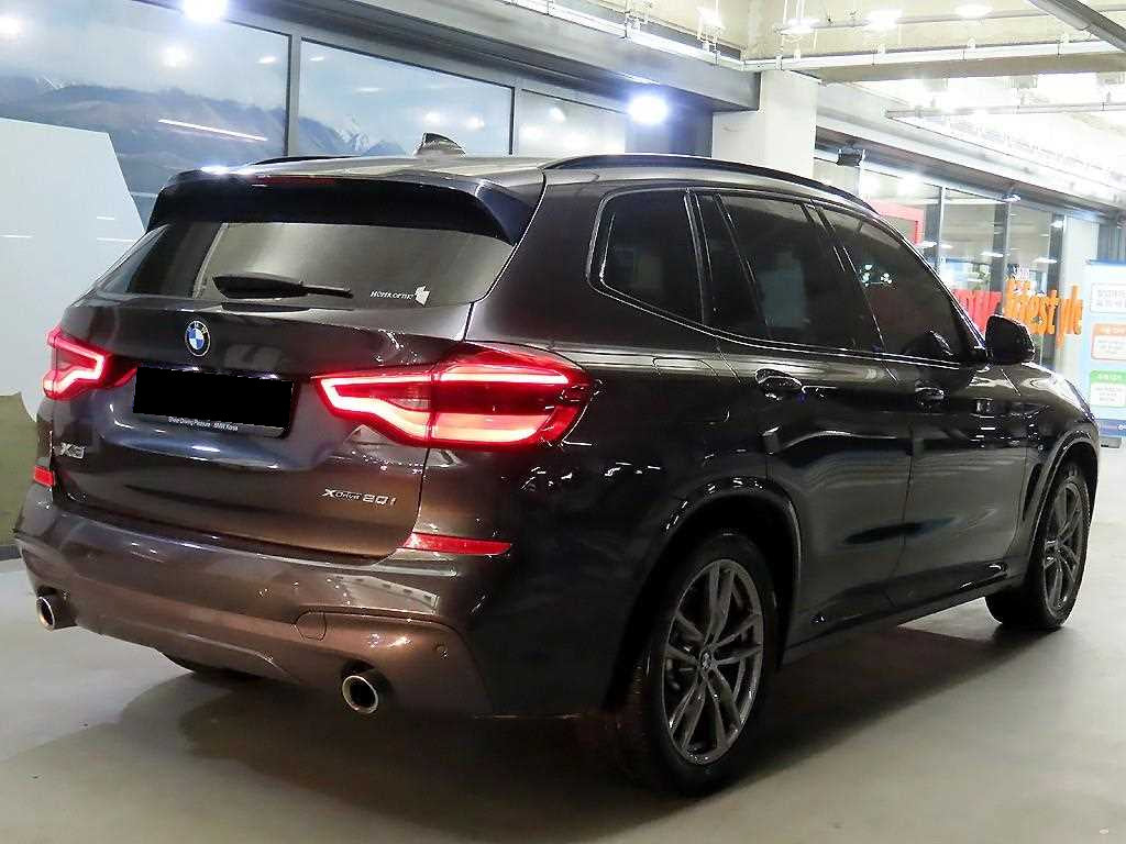 BMW X3 — photo 04