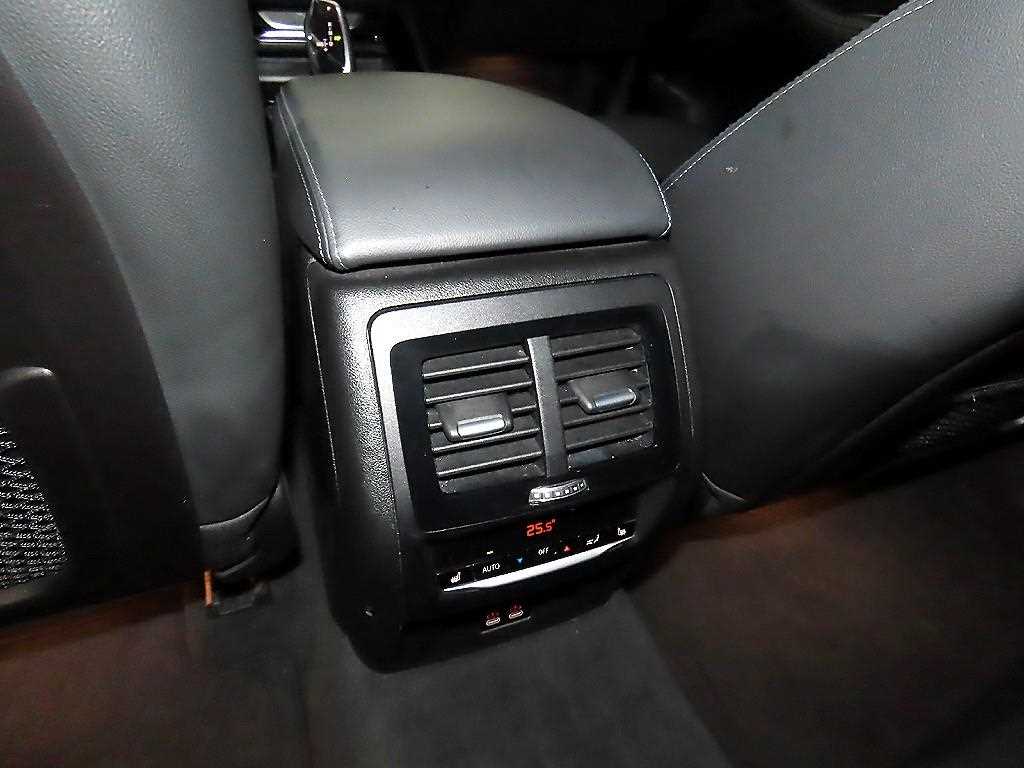 BMW X3 — photo 15