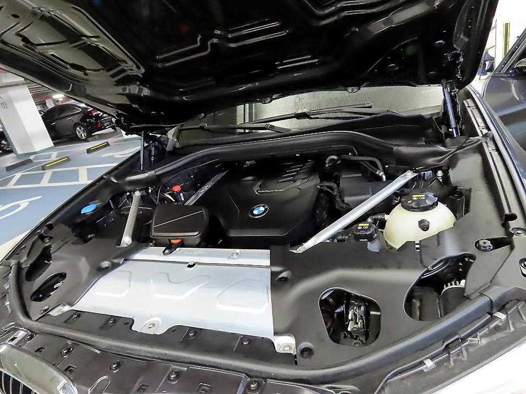 BMW X3 — photo 19