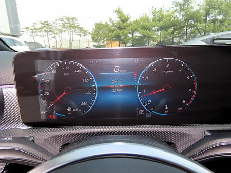 Mercedes-Benz A-Class — photo 09