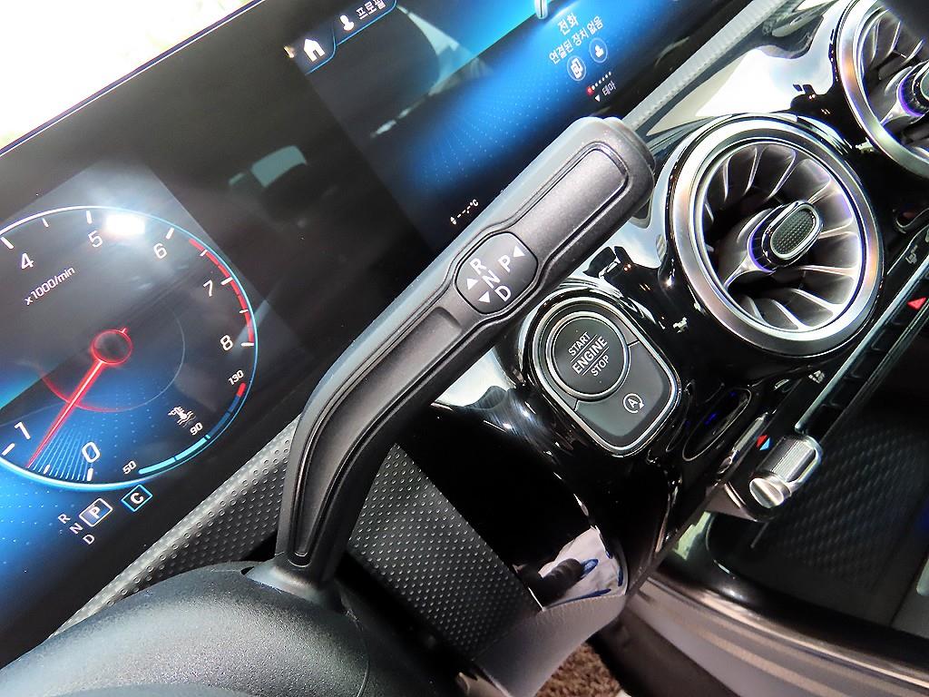 Mercedes-Benz A-Class — photo 10