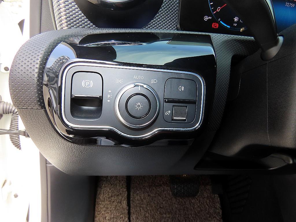 Mercedes-Benz A-Class — photo 13