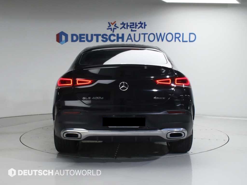 Mercedes-Benz GLE-Class — photo 04