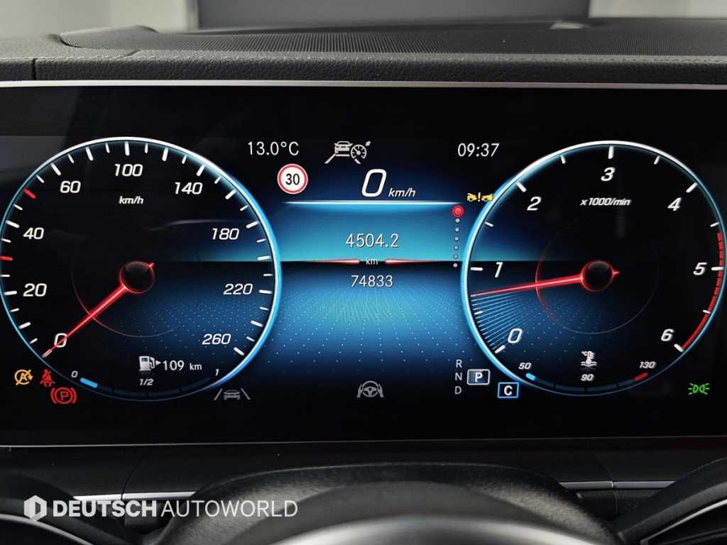 Mercedes-Benz GLE-Class — photo 08