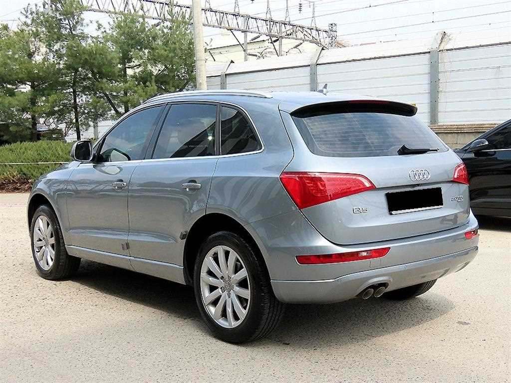 Audi Q5 — photo 03