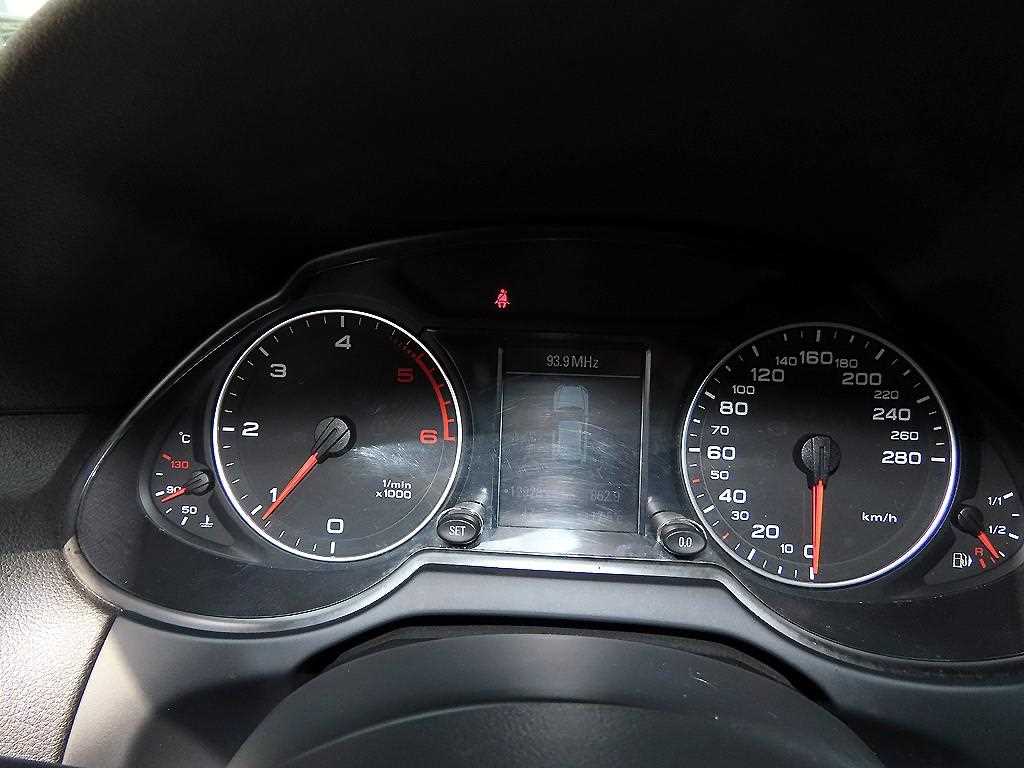 Audi Q5 — photo 08