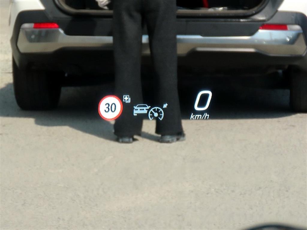 Mercedes-Benz C-Class — photo 10