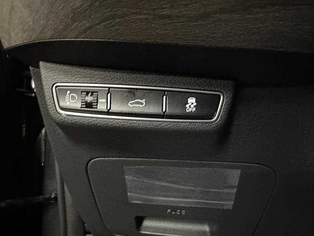 Kia K8 — photo 13