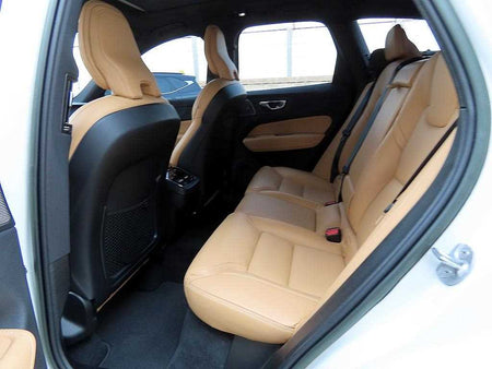 Volvo XC60 — photo 06